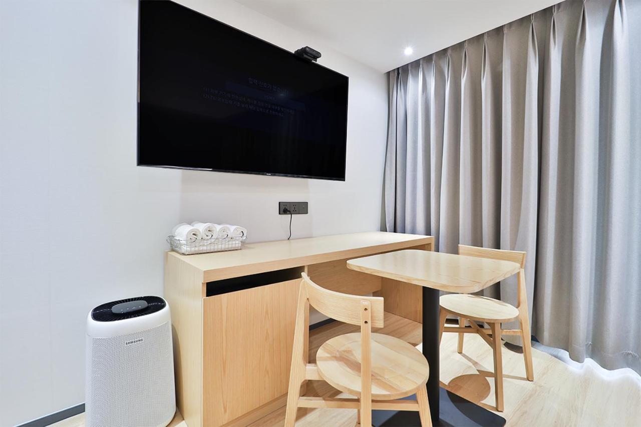 Custom Hotel Ilsan Ni Buitenkant foto